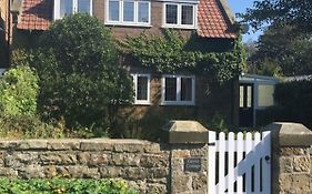 Scalby Grove Cottage