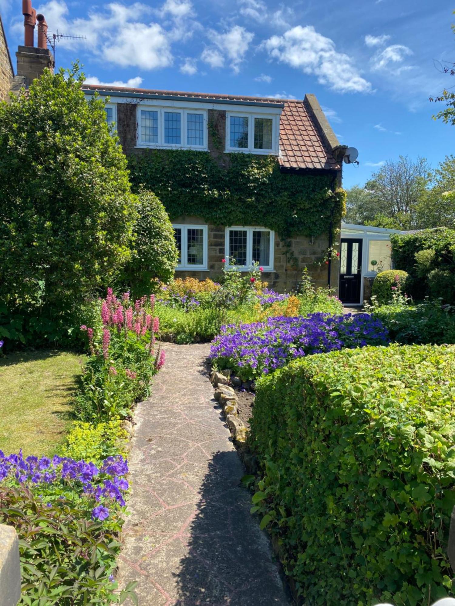 Scalby Grove Cottage Scarborough Exterior photo